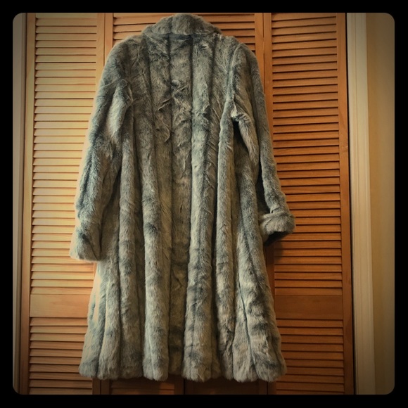 Jackets & Blazers - Beautiful Grey Faux Fur